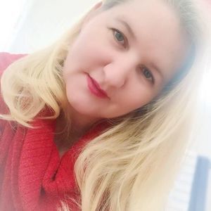 Meet your Posher, Candice